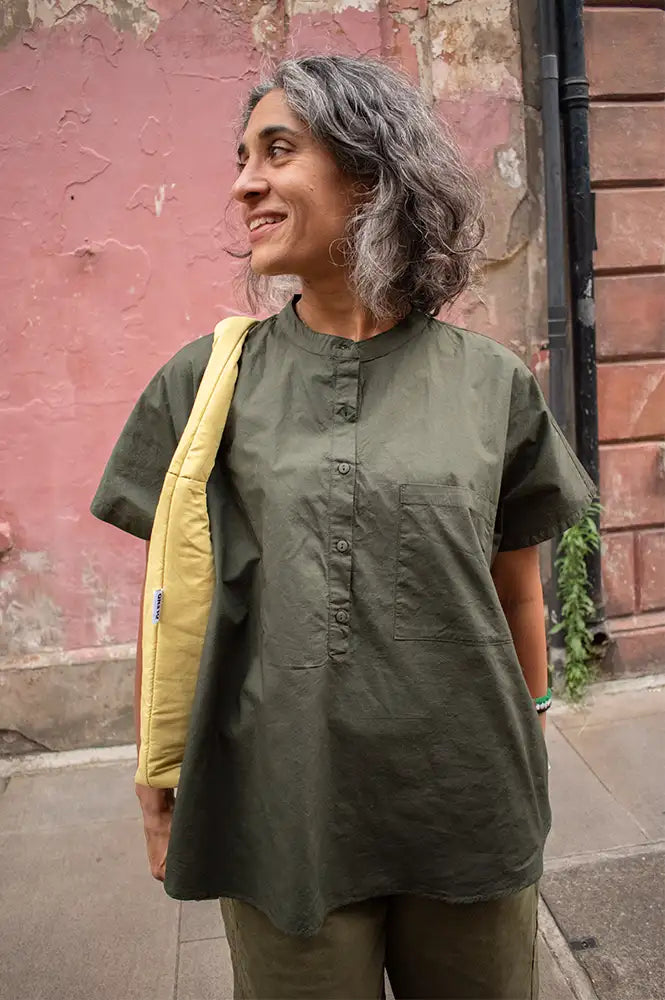 Frau Colombo Duffel Bag Shirt