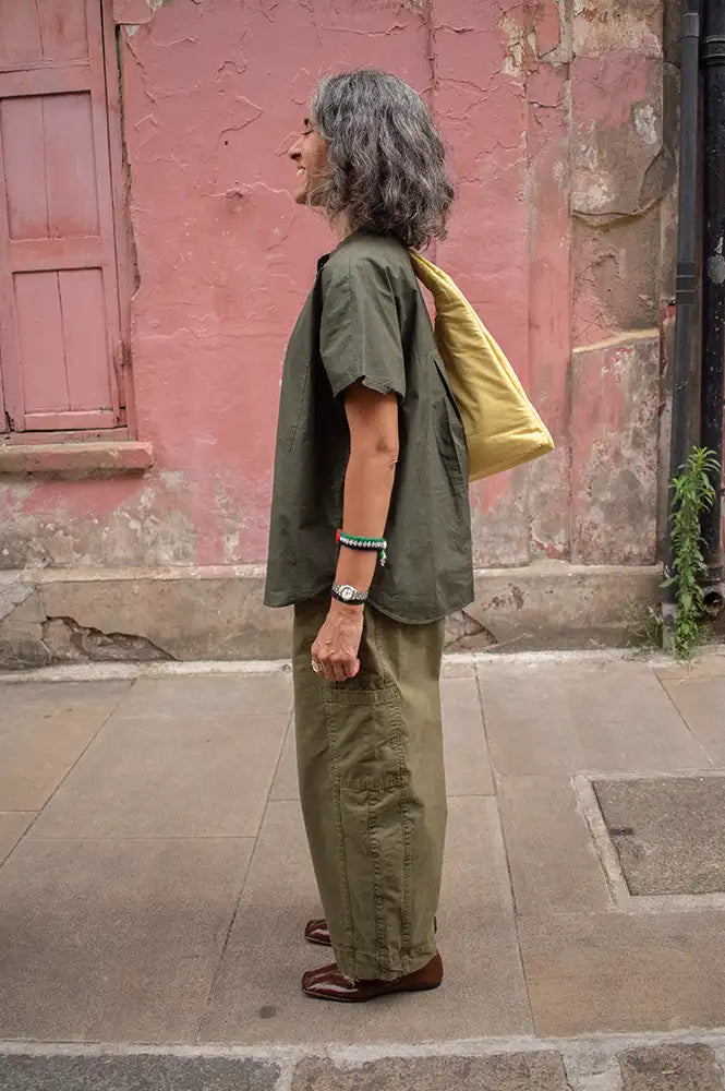 Frau Colombo Duffel Bag Shirt