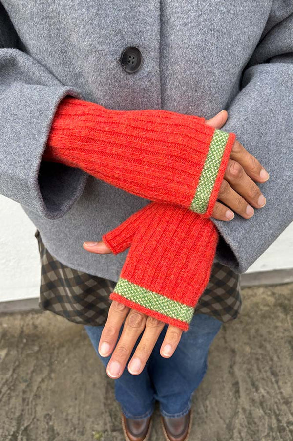 Eribé Bowden Water Lily Ribbed Open Mitt - The Mercantile London