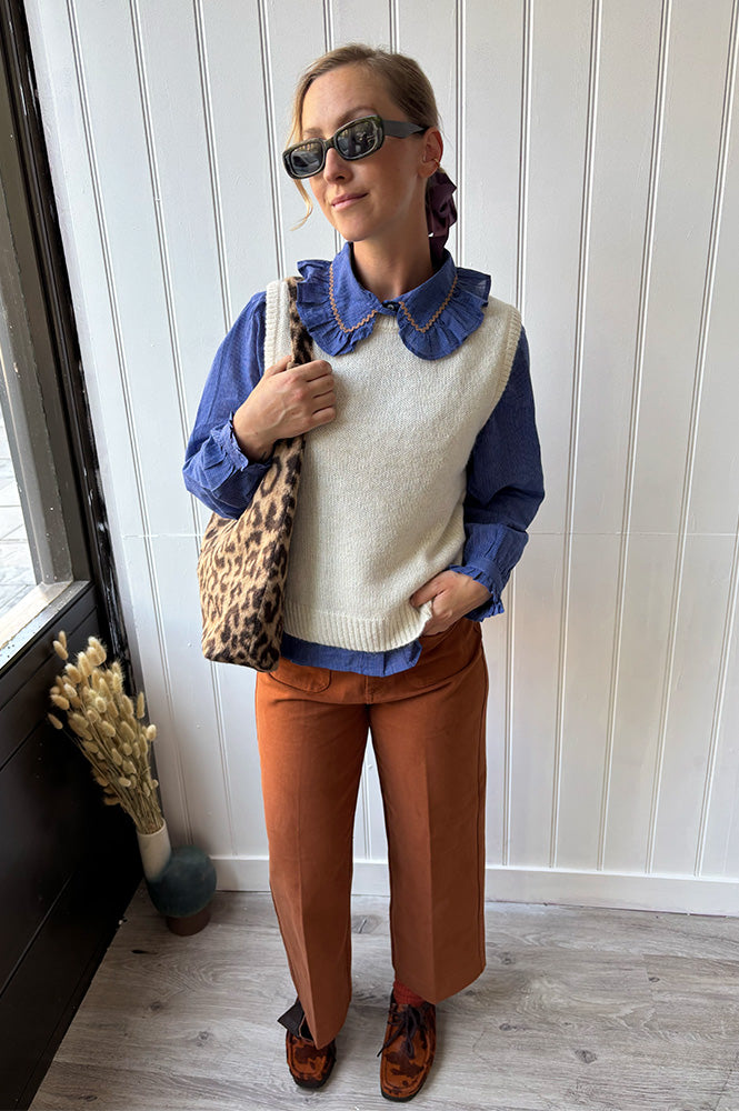 Grace & Mila Say Ecru Sleeveless Sweater - The Mercantile London