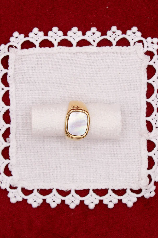 Iris & I Eleanor Ring - The Mercantile London