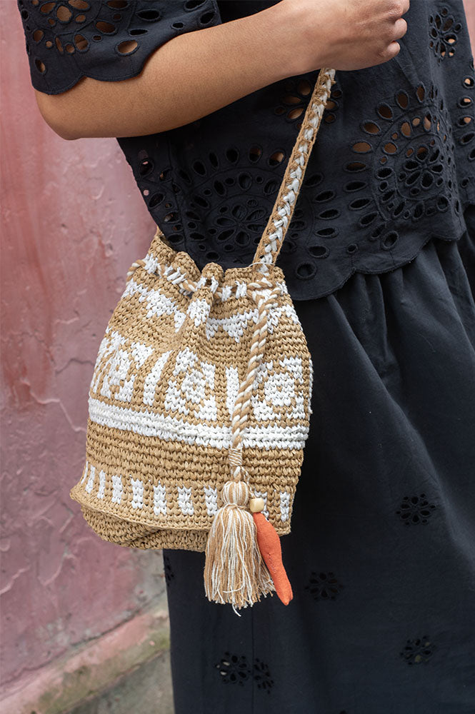 M.A.B.E Pari Raffia Ecru Pouch - The Mercantile London