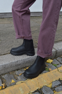 Blundstone 2240 Black Lug Boots