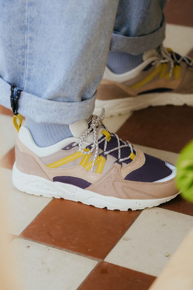 Karhu Fusion 2.0 Warm Taupe & Mango Mint Trainers - The Mercantile London