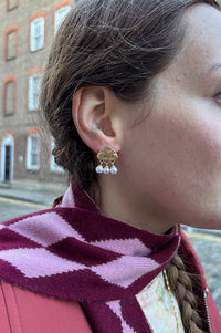 White Cloud Earring with Pearl Rain Droplets in Gold