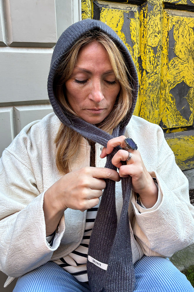 Mercantile Grey Scarf Tie Bonnet