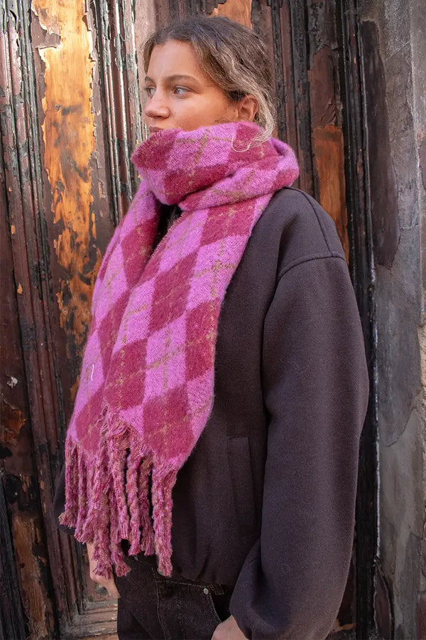 ICHI Dahlia Berry Argyle Print Scarf - The Mercantile London