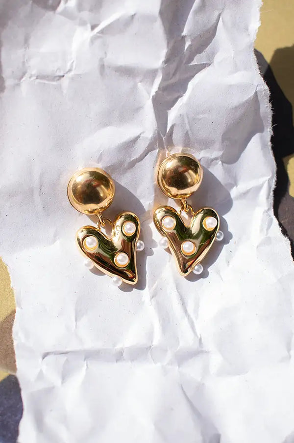 White Oversized Heart & Pearl Gold Earrings