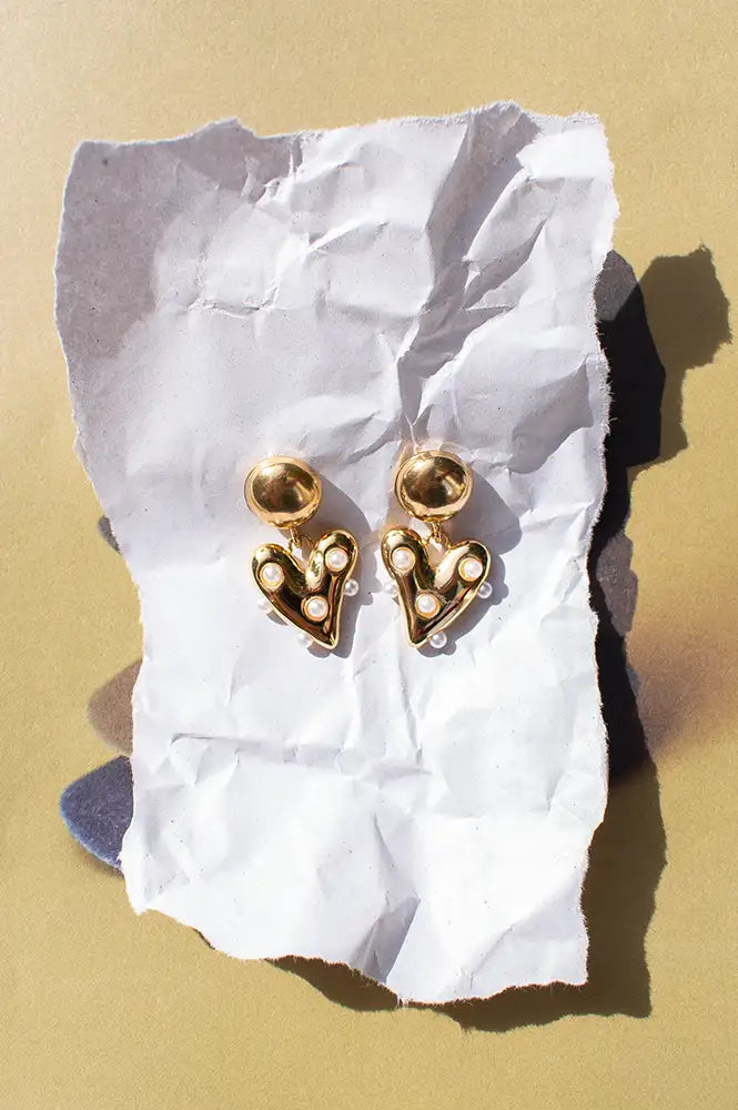 White Oversized Heart & Pearl Gold Earrings