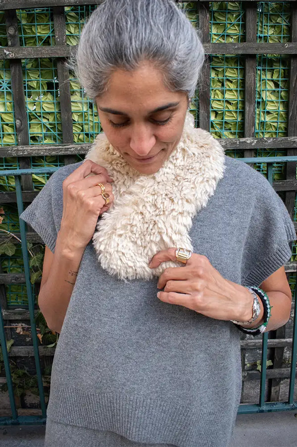 Helen Moore Vintage Cream Faux Sheepskin Collar