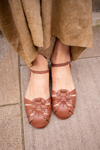 Pavement Henna Brown Leather Sandals - The Mercantile London