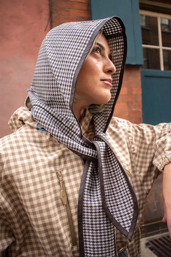 Des Petits Hauts Yves Carreaux Yvette Hood