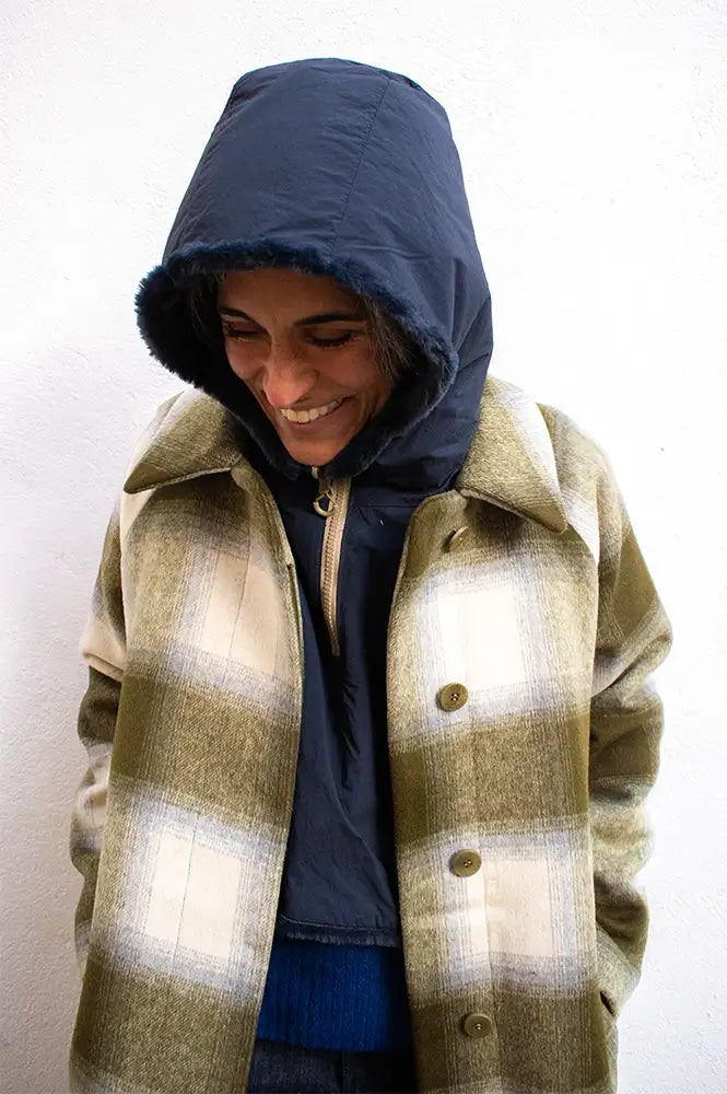 Tantä Bing Dark Navy Reversible Hood