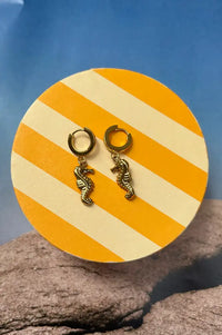 White Seahorse Pendant Huggie in Gold