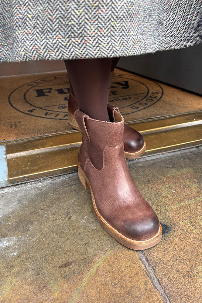 Pavement Jenny Vintage Brown Boots - The Mercantile London