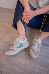 Karhu Aria 95 Foggy Dew & Brittany Blue Trainers - The Mercantile London