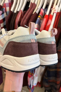 Karhu Fusion 2.0 Shaved Chocolate / Adobe Rose Trainers
