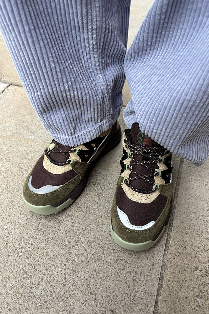 Karhu Fusion XC Beech And Jet Black Trainers - The Mercantile London