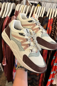 Karhu Fusion 2.0 Shaved Chocolate / Adobe Rose Trainers