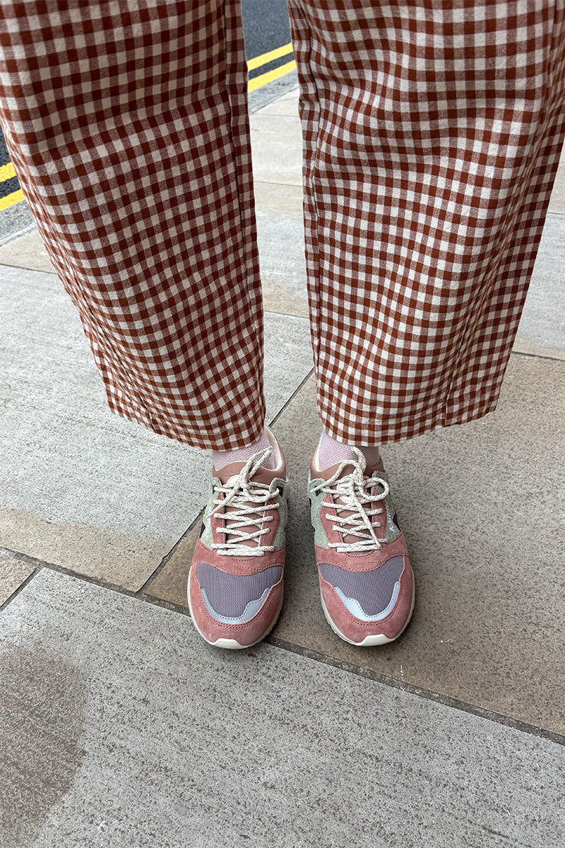 Karhu Aria 95 Warm Taupe And Fig Trainers - The Mercantile London