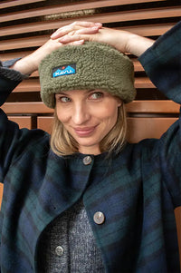 Kavu Fur Ball Moss Beanie