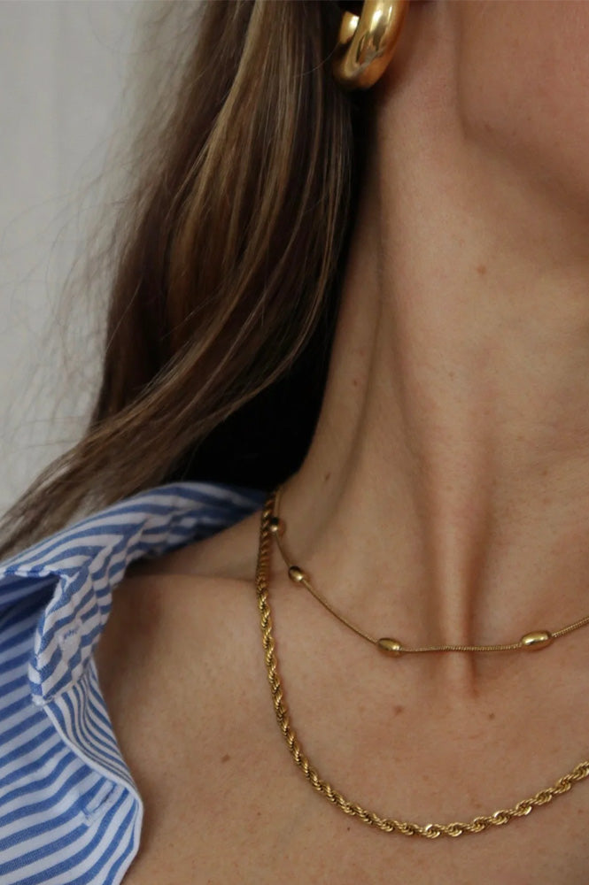 and danu Knot Chain Necklace