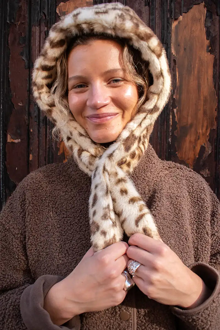 Molliolli Orla Leopard Balaclava