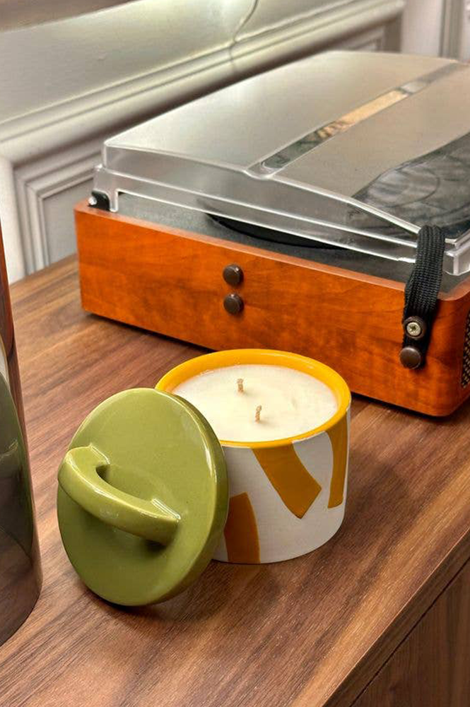 MÆGEN Pablo Pots Pomelo & Sage Candle - The Mercantile London