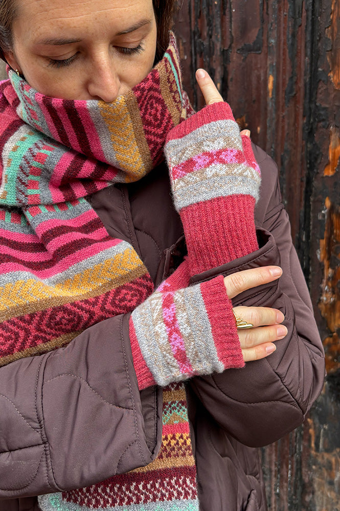 Green Grove May Rasp Fairisle Mittens - The Mercantile London