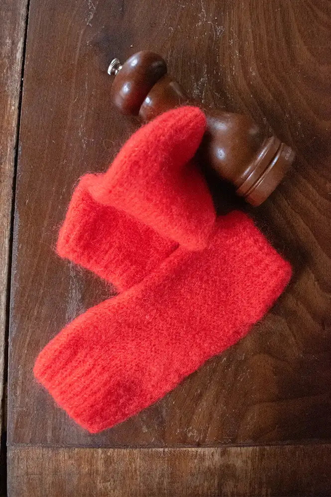 Maison Anje Bazane Red Mittens