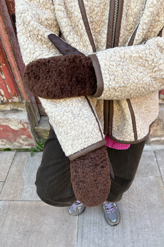 Nooki Roma Chocolate Shearling Mittens - The Mercantile London