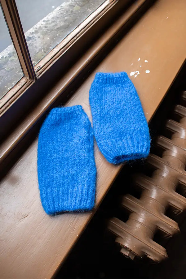 Maison Anje Bazane Electric Blue Mittens