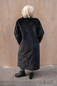 Molliolli Lungo Black Coat