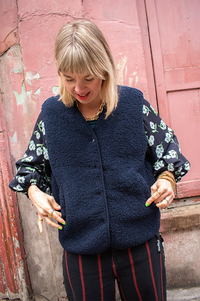 Fransa Gwynne Navy Fleece Vest