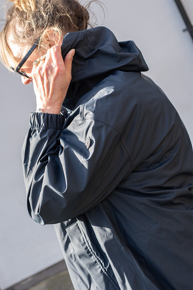 Tantä Mis Navy Raincoat - The Mercantile London