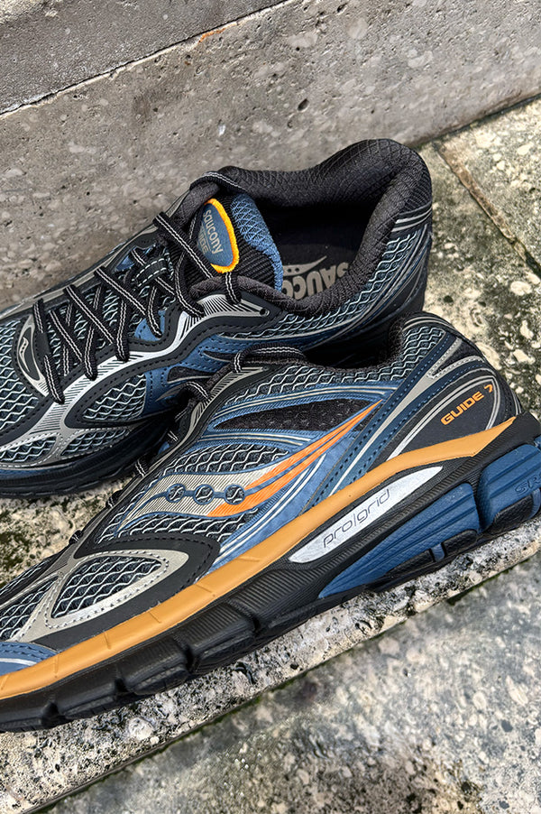 Saucony Progrid Guide 7 Key Largo & Black Trainers