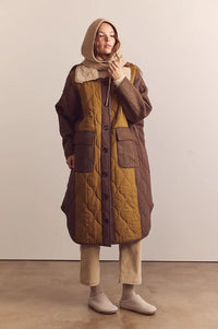 Amente Collared Patch Quilted Coat