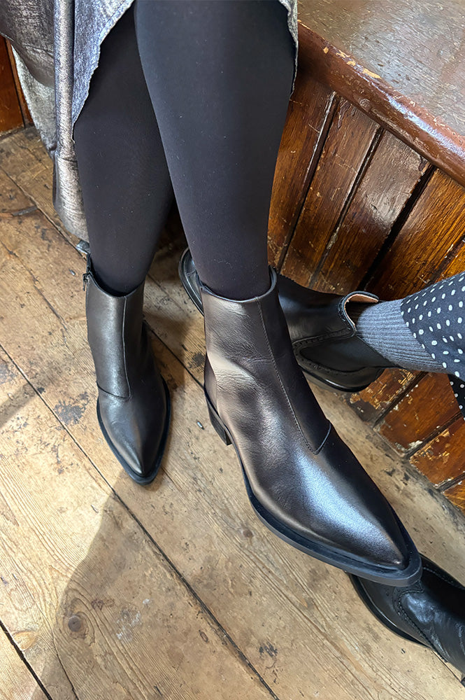 Pavement Elva Black Boots - The Mercantile London