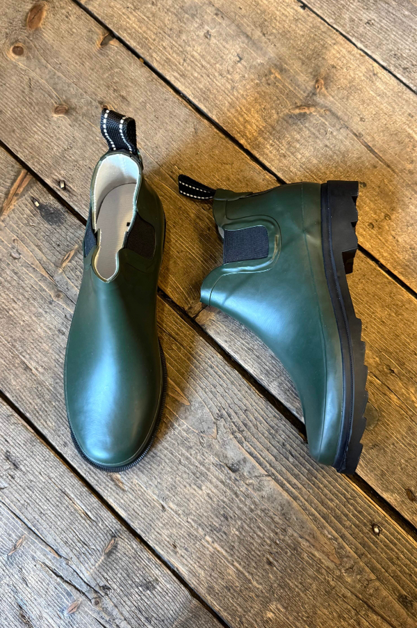 ICHI Piah Kombu Green Rubber Ankle Boots