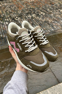 Karhu Aria 95 Beech And Lilas Trainers