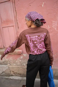 Damson Madder Pleasant Slumber Chocolate T-Shirt