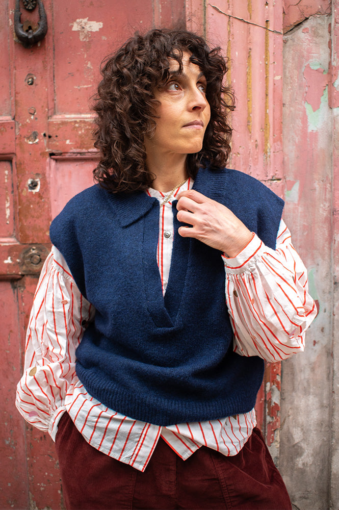 ICHI Povoke Navy Sleeveless Jumper