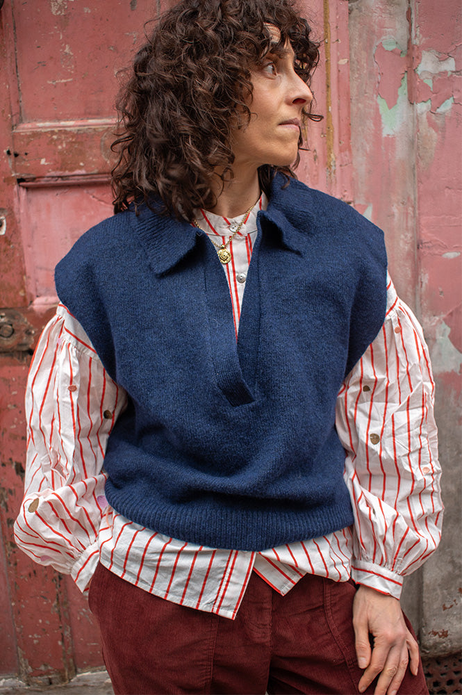 ICHI Povoke Navy Sleeveless Jumper