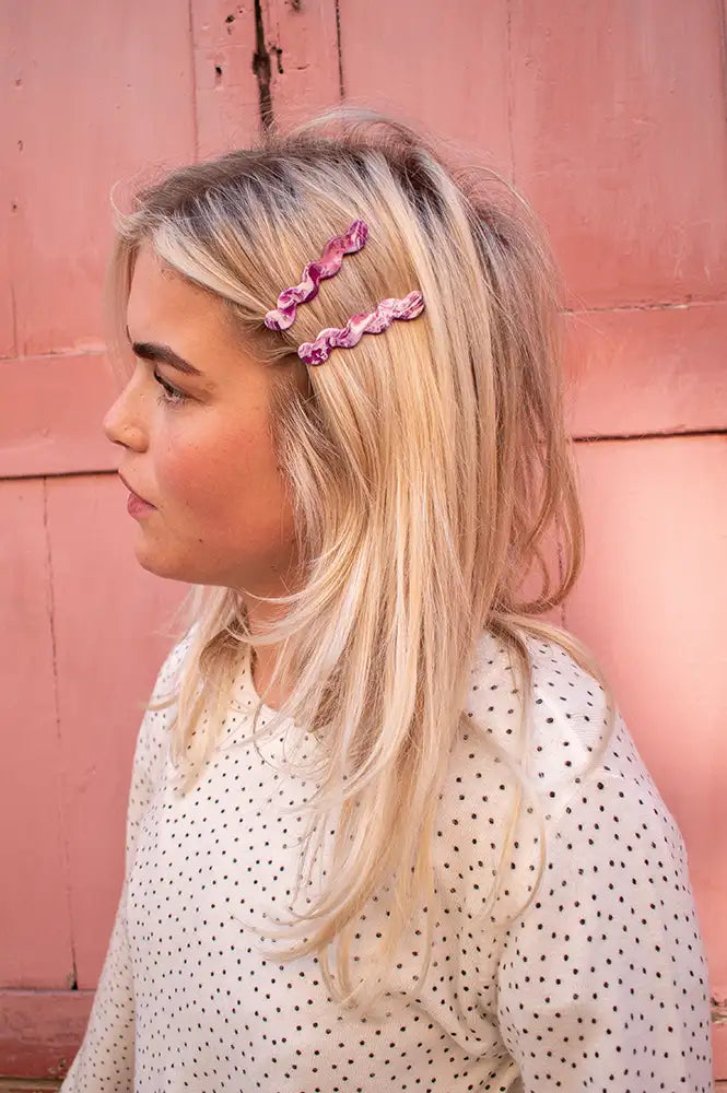 Tiepology Eco Cloud Wave Mulberry Marble Slide Hair Pin Set - The Mercantile London