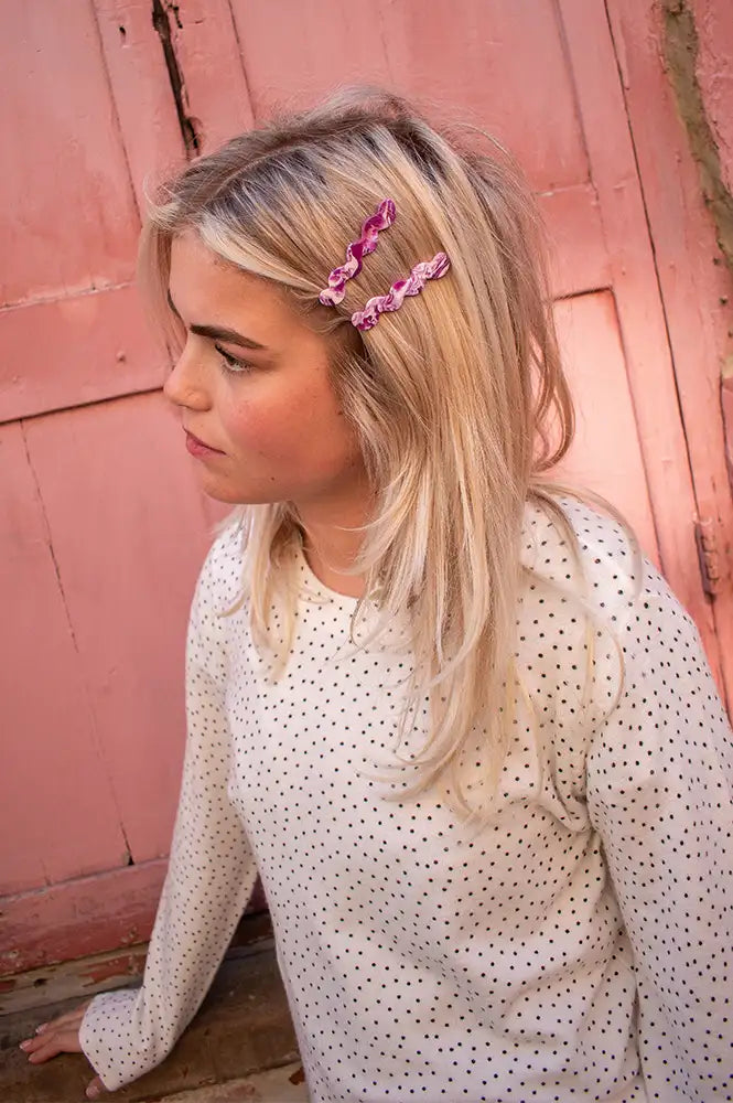 Tiepology Eco Cloud Wave Mulberry Marble Slide Hair Pin Set - The Mercantile London