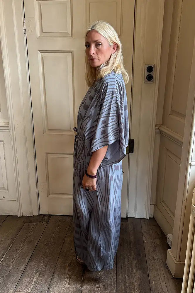 Rabens Saloner Alesandra Asphalt Ombre Ikat Kimono Dress