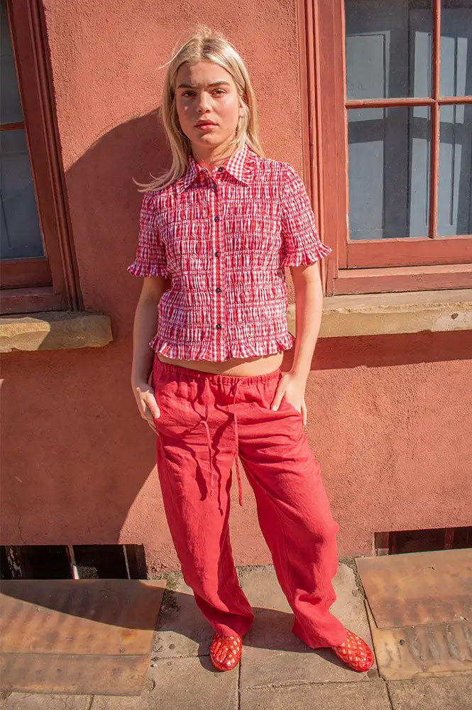 Yerse Raspberry Linen Drawstring Trousers