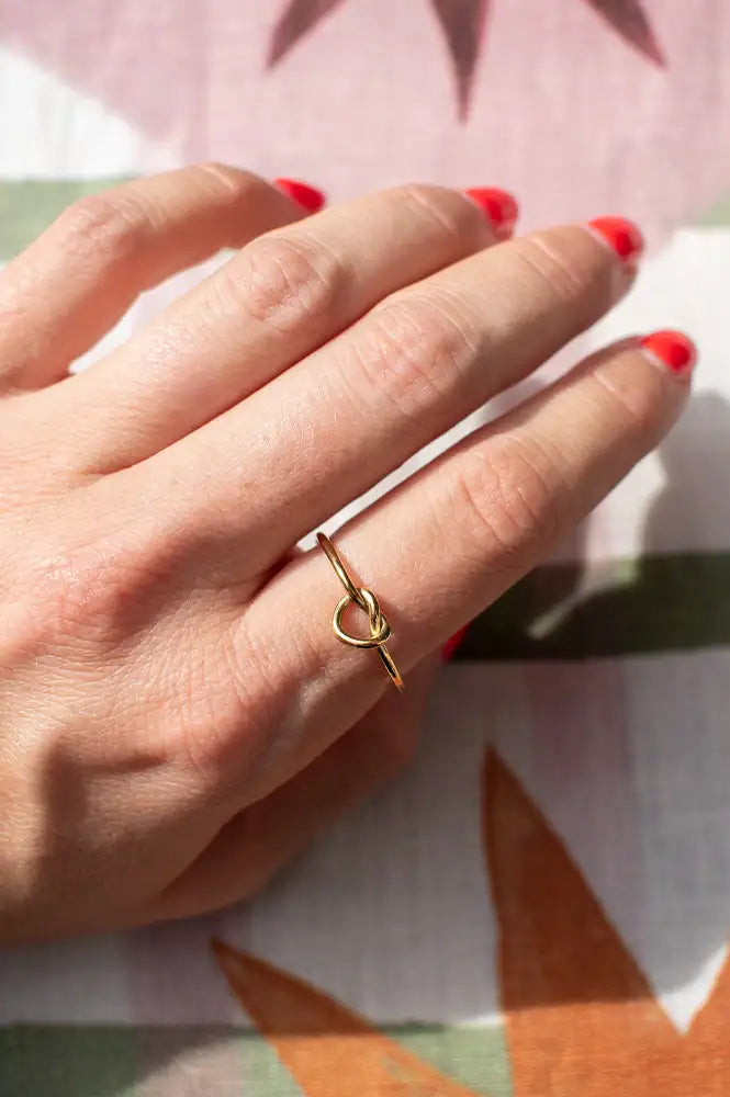 White Knot Gold Ring