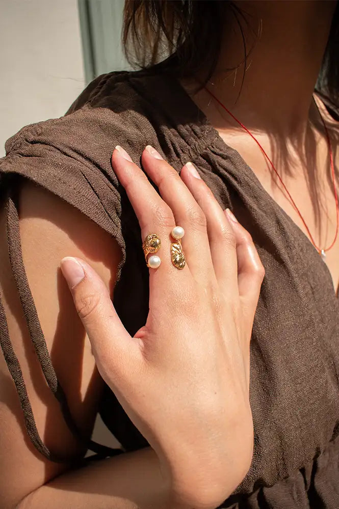 Sessùn Valya Doré Pearl Ring