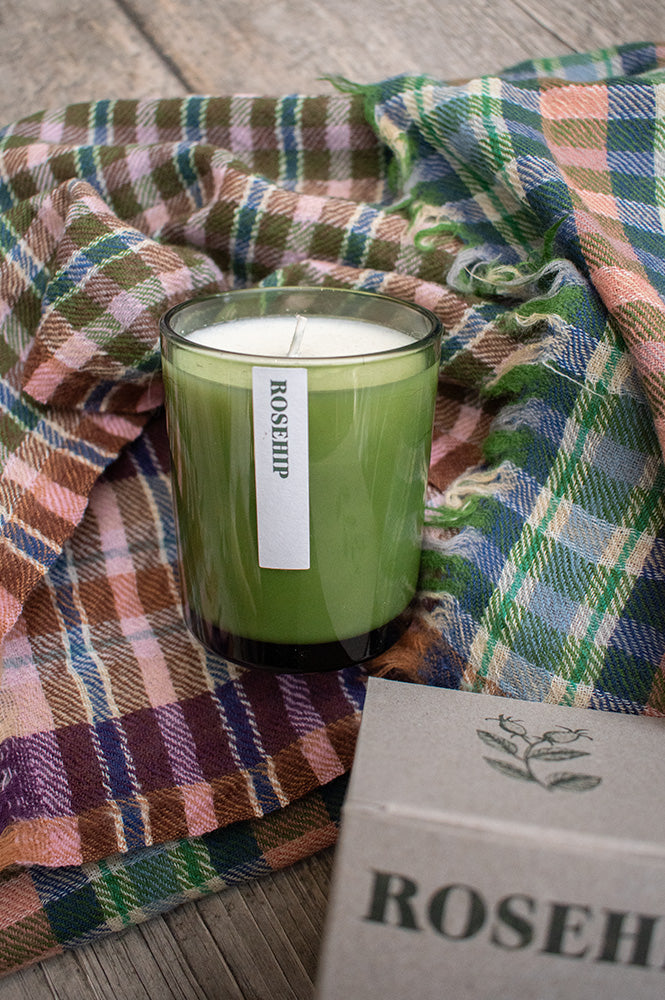 Green Botanical Rosehip Candle - The Mercantile London